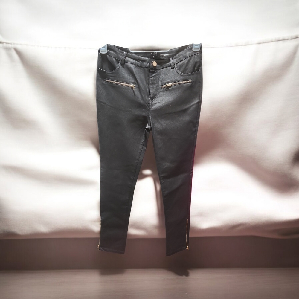 ANGL Black Skinny Pants with Gold Zipper Accents Sz Large